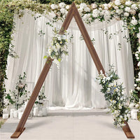 Arche de mariage en bois triangulaire champêtre, pour l'entrée de la salle