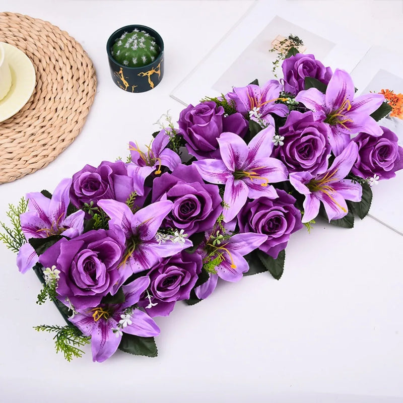 Mur de Fleurs Artificielles, Rangée de Roses et Lys, coloris violet