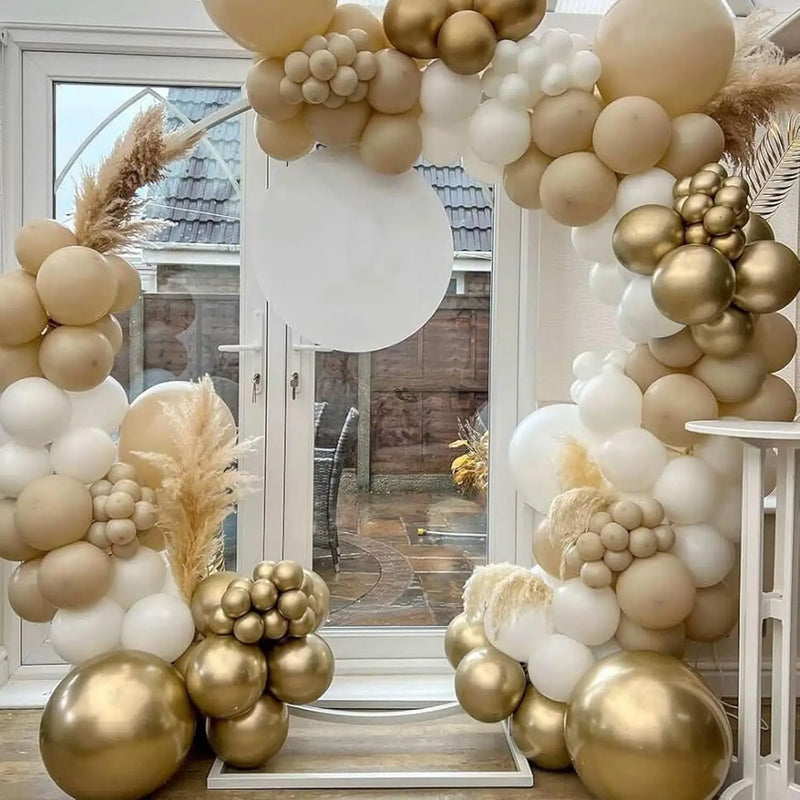 Kit Arche de Ballons Sable, Blanc et Or avec Confettis, vue complémentaire 2