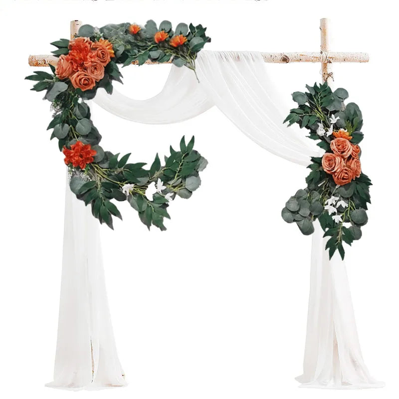 Paire de Compositions de Fleurs pour Arche de Mariage, vue d'ensemble
