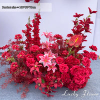 Fleurs Rouges pour Fond de Mariage, Roses, Lys et Anthuriums, rangée au sol, 100 × 50 × 75 cm