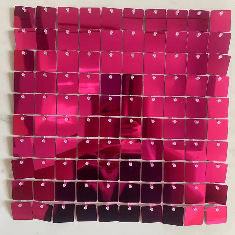 Fond de Mariage en Panneaux de Sequins Carrés, coloris fuchsia