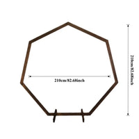 Arche de mariage en bois heptagonale brun foncé, pour une cérémonie laïque