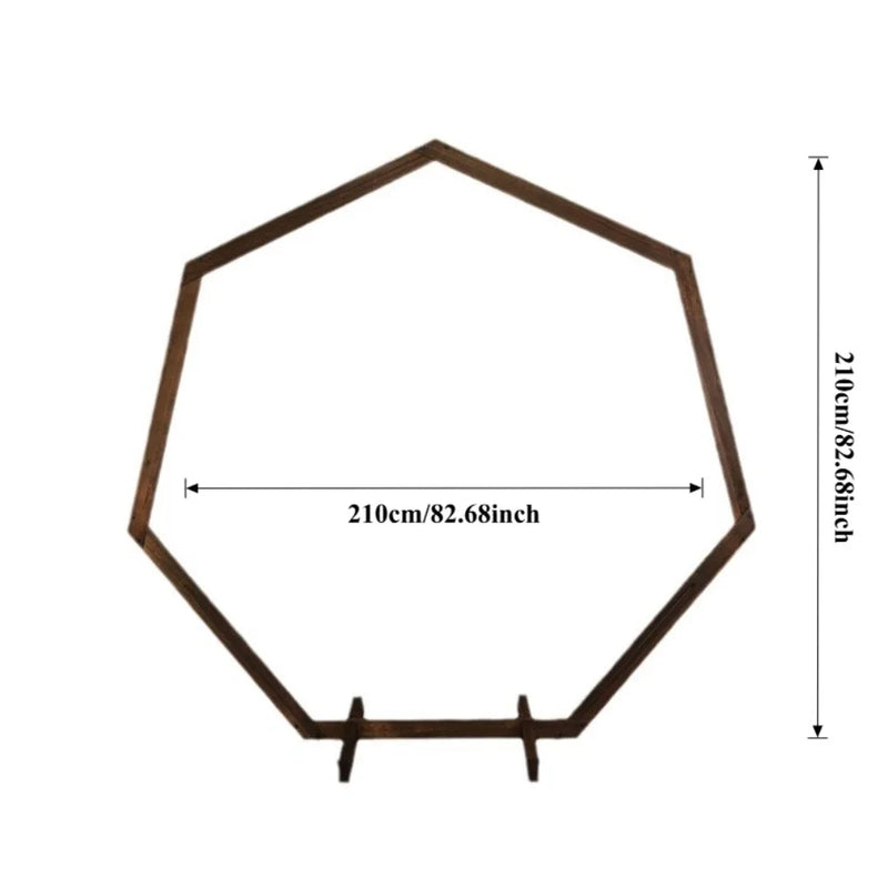 Arche de mariage en bois heptagonale brun foncé, pour une cérémonie laïque