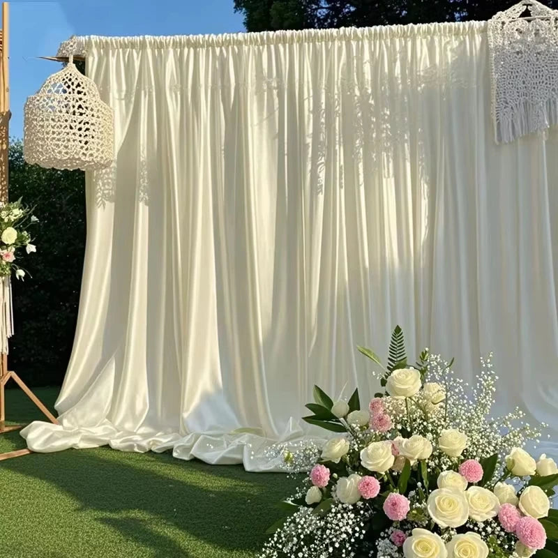 Toile de Fond Mariage en Satin, Poche à Tringle, coloris ivoire