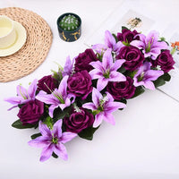 Mur de Fleurs Artificielles, Rangée de Roses et Lys, coloris prune et lilas