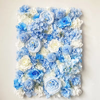 Mur de Fleurs Artificielles, Panneau de Roses 3D 60 × 40 cm, coloris bleu ciel et blanc
