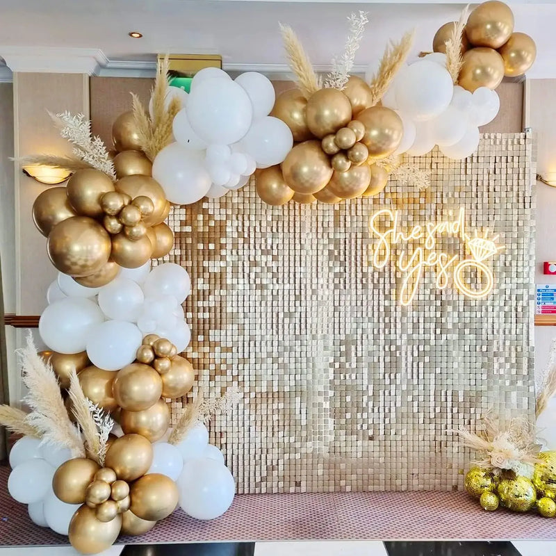Kit Arche de Ballons Blanc et Or Chromé avec Confettis, vue complémentaire 4