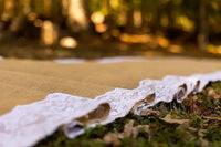 Tapis d'Allée Mariage Champêtre en Toile de Jute, toile de jute, bordure en dentelle blanche