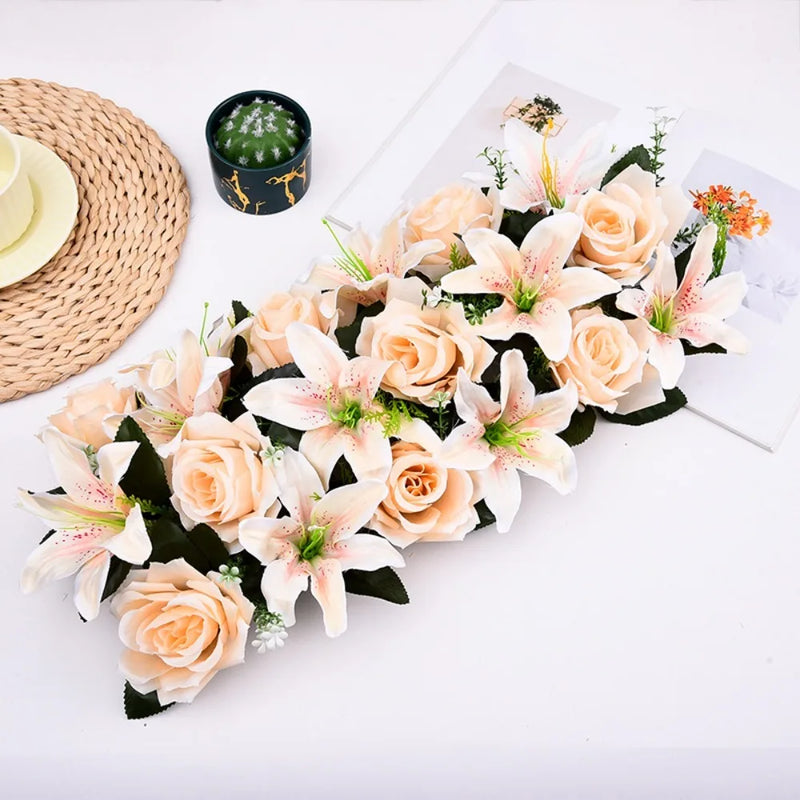 Mur de Fleurs Artificielles, Rangée de Roses et Lys, coloris pêche et crème