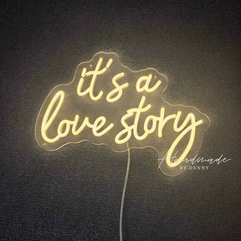 Néon Mural « It's a Love Story » Blanc Chaud, 38 x 29 cm, vue complémentaire 4