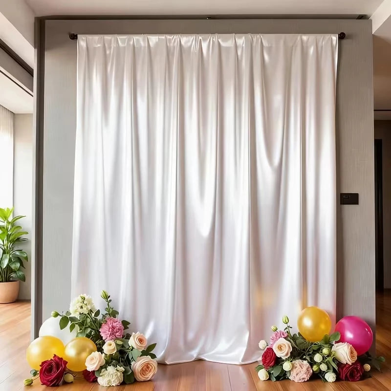 Toile de Fond Mariage en Satin, Poche à Tringle, coloris blanc