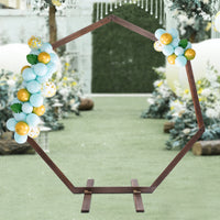 Arche de mariage en bois heptagonale champêtre, pour une cérémonie laïque