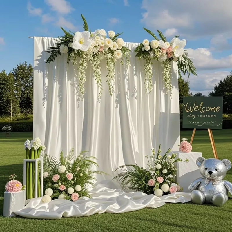 Rideau Satin Brillant pour Fond de Cérémonie, 140 cm de Large, coloris blanc