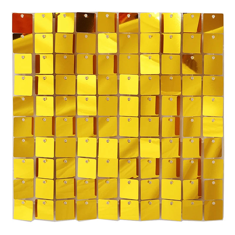 Fond de Mariage en Panneaux de Sequins Carrés, coloris doré