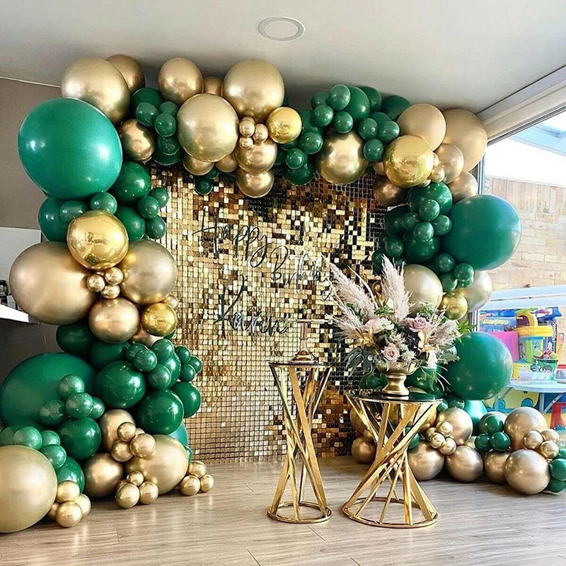 Kit Arche de Ballons Vert Foncé et Or Métallisé, 136 Pièces, vue d'ensemble